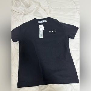Off white t shirt
